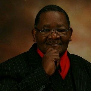 Meet your Posher, Ocie